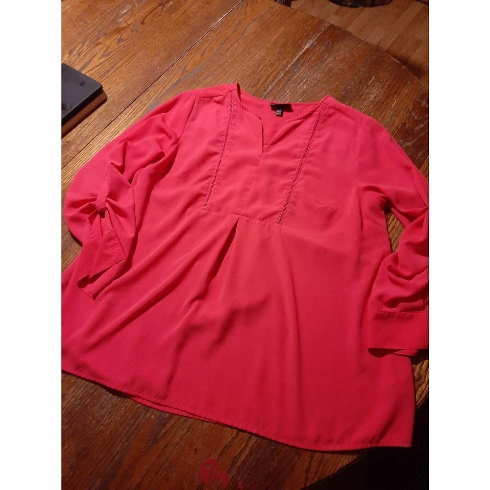 Size 14/16 Lane Bryant Red Long Sleeve VNeck Blouse Shirt Top